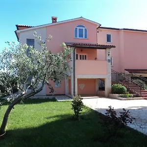 https://apartments-vera-liznjan.pula-hotels.org